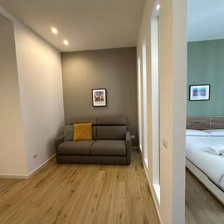 Casa Principe Amedeo 302 *