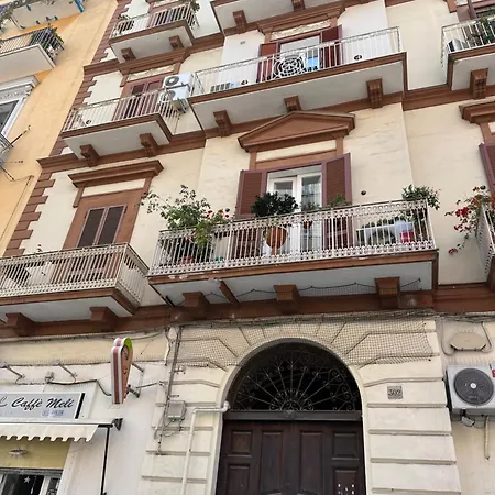 Casa Principe Amedeo 302 *